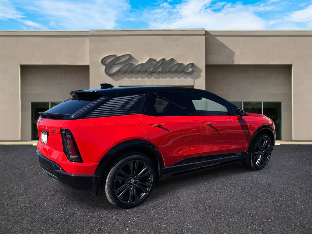 2025 Cadillac Optiq Sport photo 3