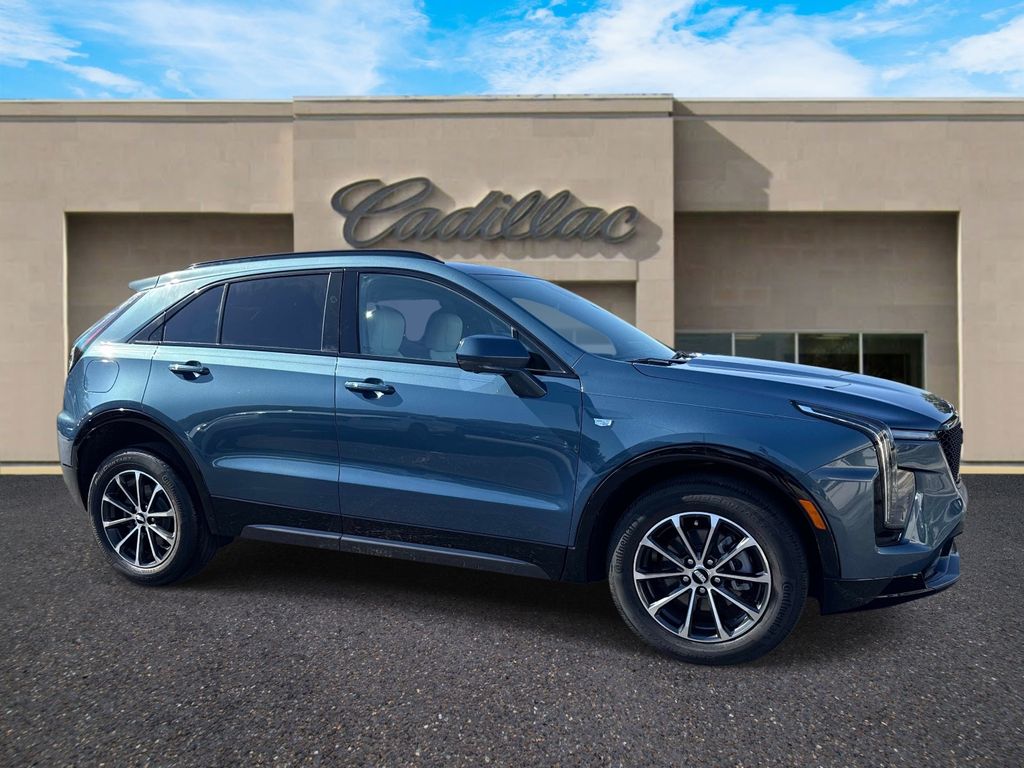 2025 Cadillac XT4 Sport's photo