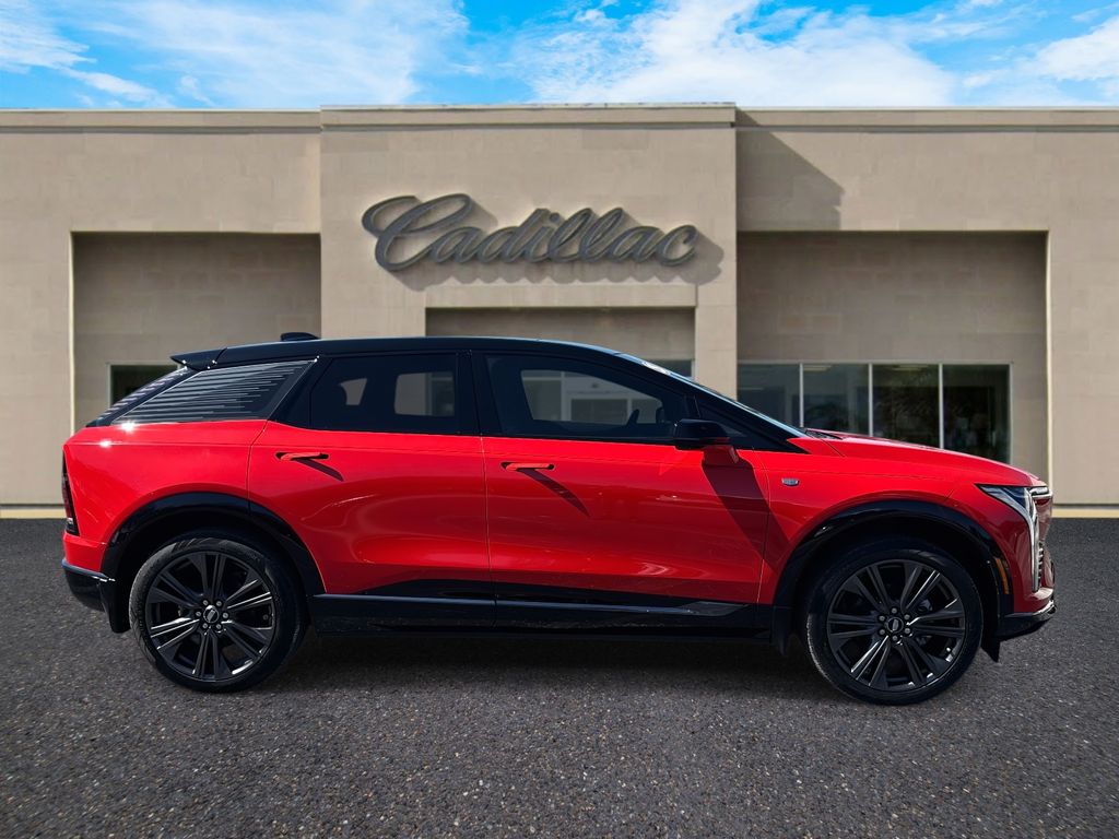 2025 Cadillac Optiq Sport photo 2