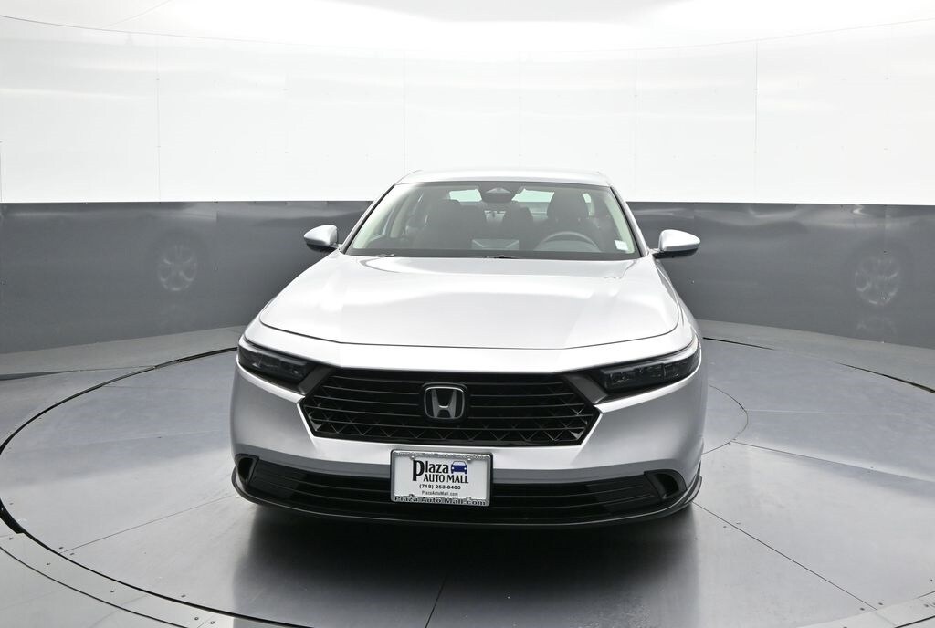 2024 Honda Accord LX photo 2