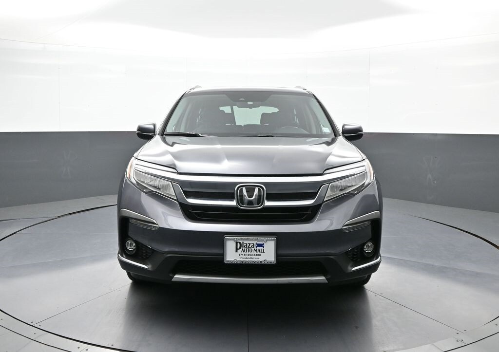 2022 Honda Pilot Touring photo 2