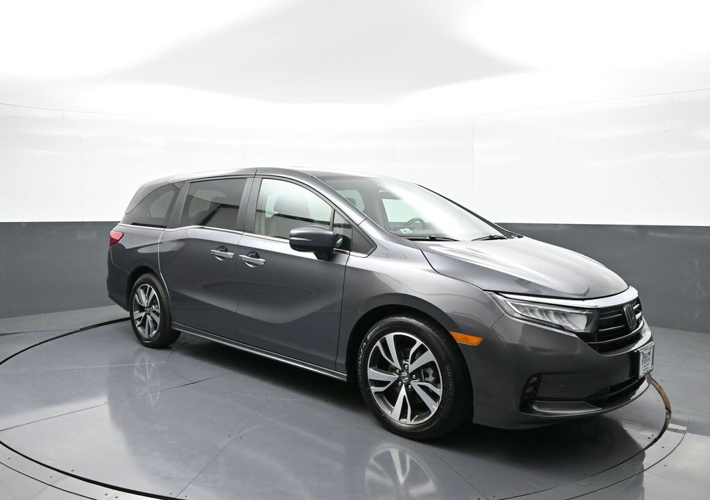 2024 Honda Odyssey Touring photo 4