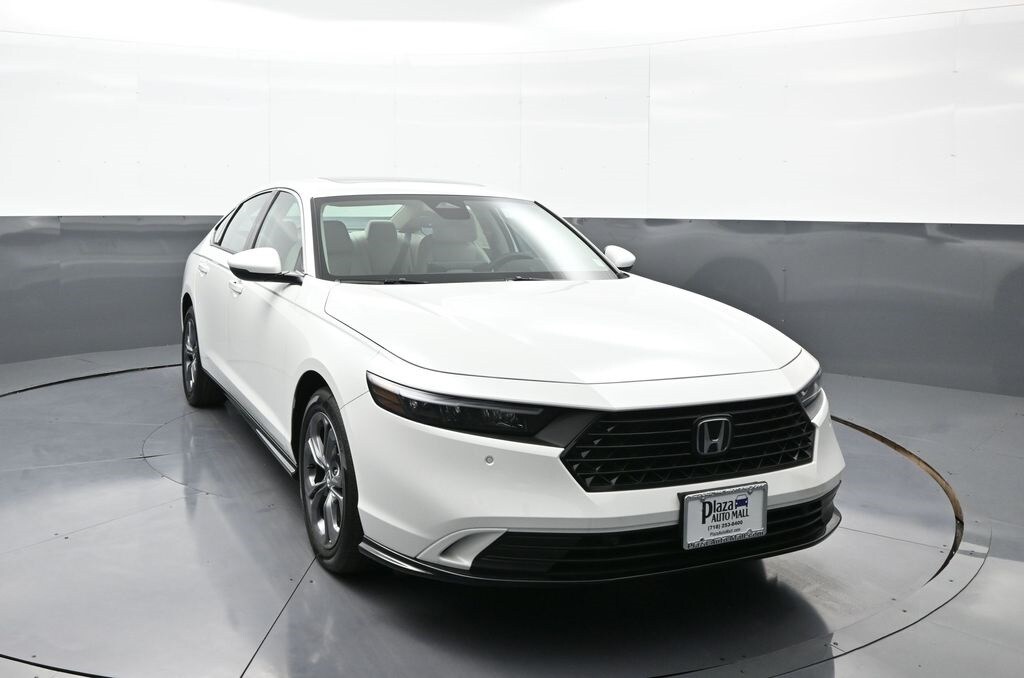 2025 Honda Accord Hybrid EX-L photo 3