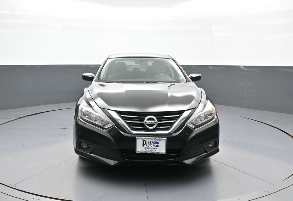 Used 2018 Nissan Altima SR with VIN 1N4AL3AP1JC131579 for sale in Brooklyn, NY