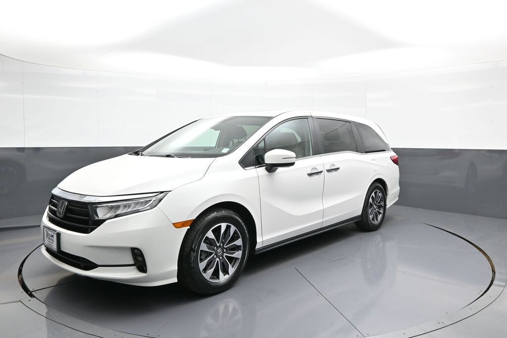 Certified 2024 Honda Odyssey EX-L Minivan/Van