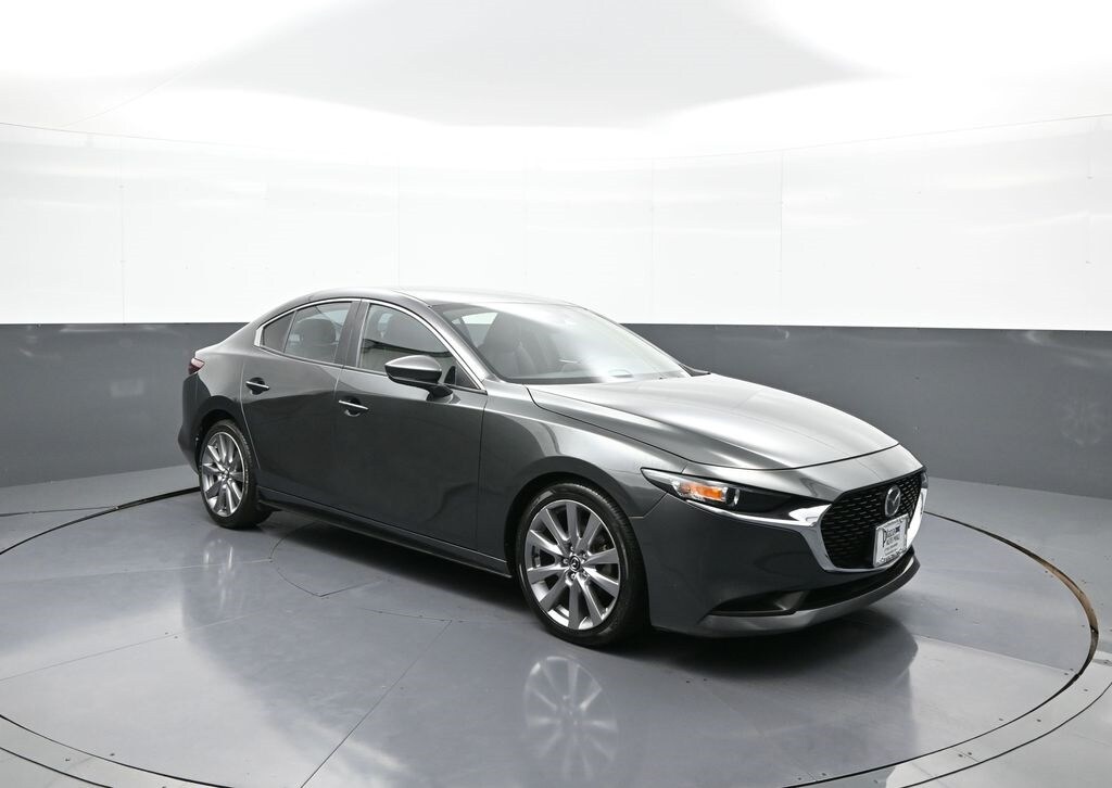 2020 Mazda Mazda3 Select photo 4