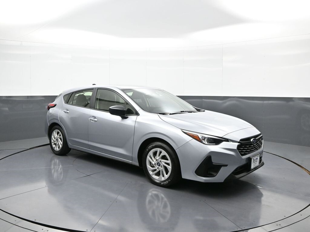 2024 Subaru Impreza Base photo 4