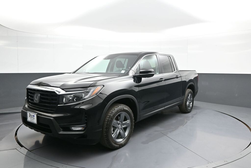 Certified 2023 Honda Ridgeline RTL Truck