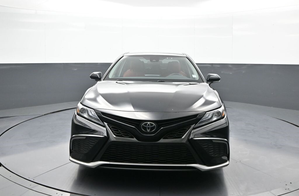 2022 Toyota Camry XSE photo 2
