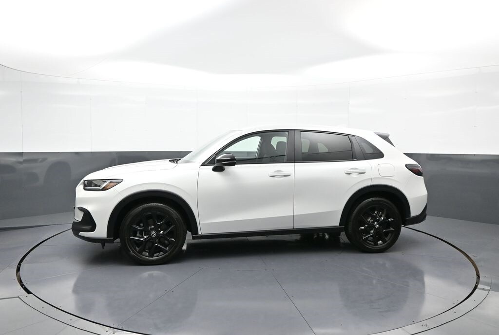2025 Honda HR-V Sport photo 2