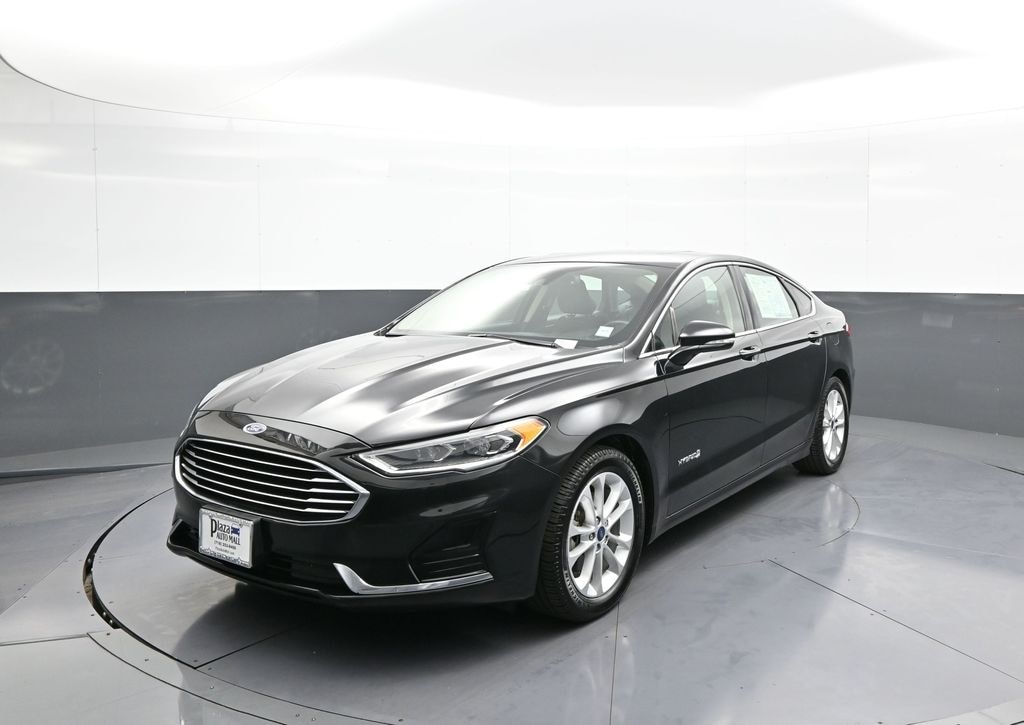 2019 Ford Fusion Hybrid SEL's photo