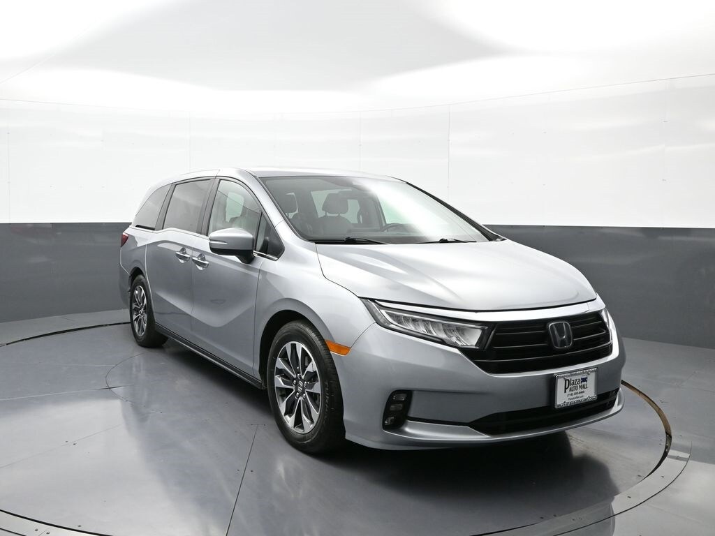 2023 Honda Odyssey EX-L photo 3