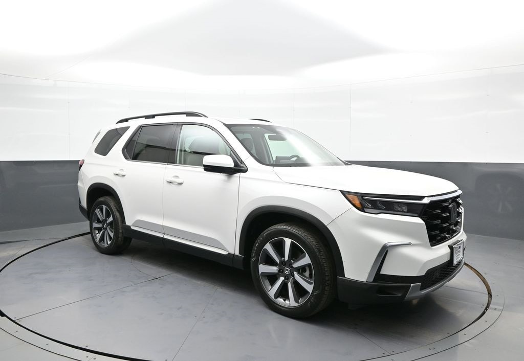 Certified 2023 Honda Pilot Touring SUV