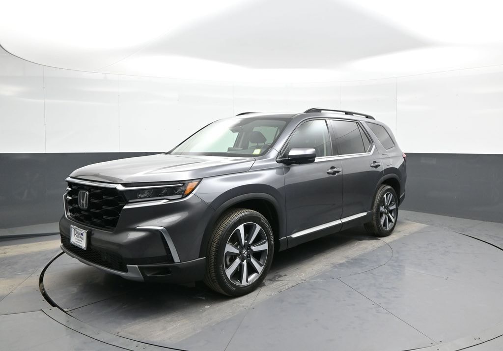Certified 2023 Honda Pilot Touring SUV