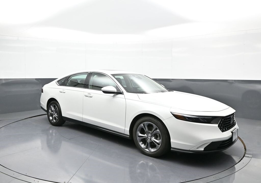 2024 Honda Accord EX photo 4