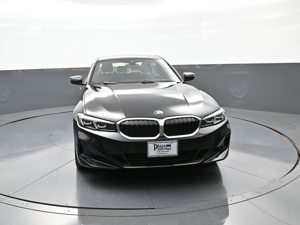 Used 2023 BMW 3 Series 330i with VIN 3MW89FF07P8D32260 for sale in Brooklyn, NY