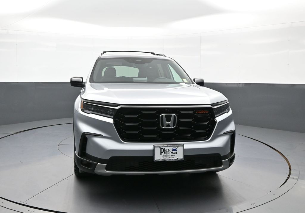 Certified 2025 Honda Pilot TrailSport SUV