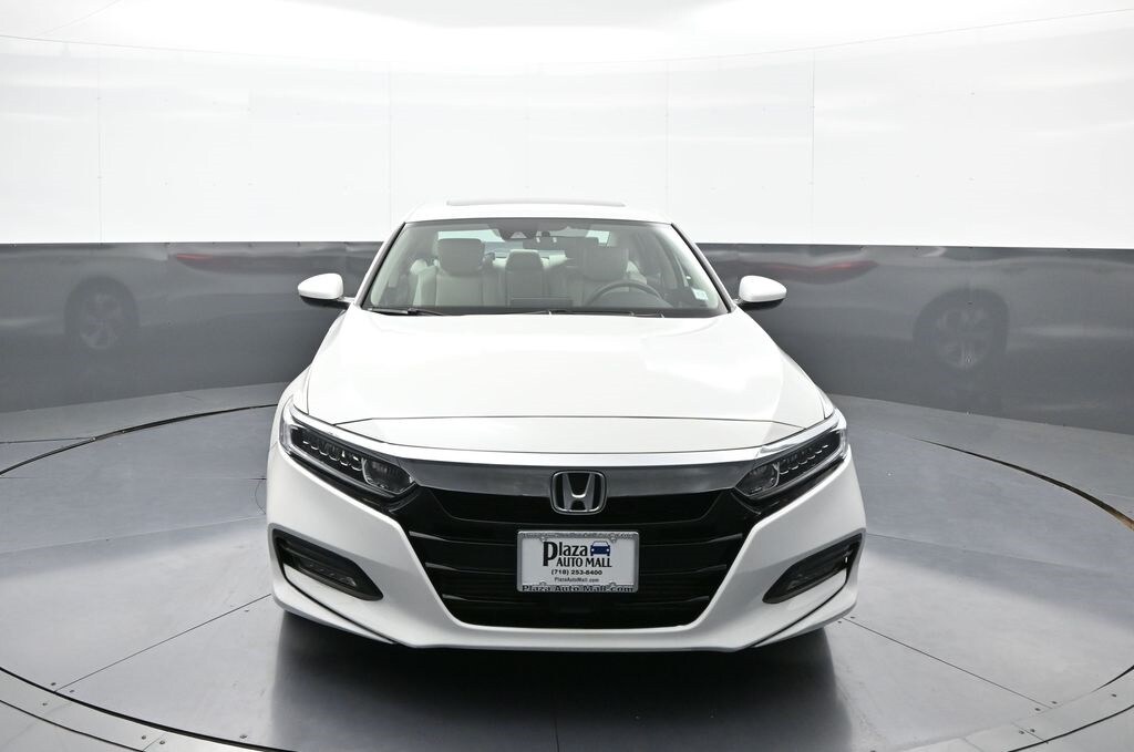 2019 Honda Accord EX photo 2
