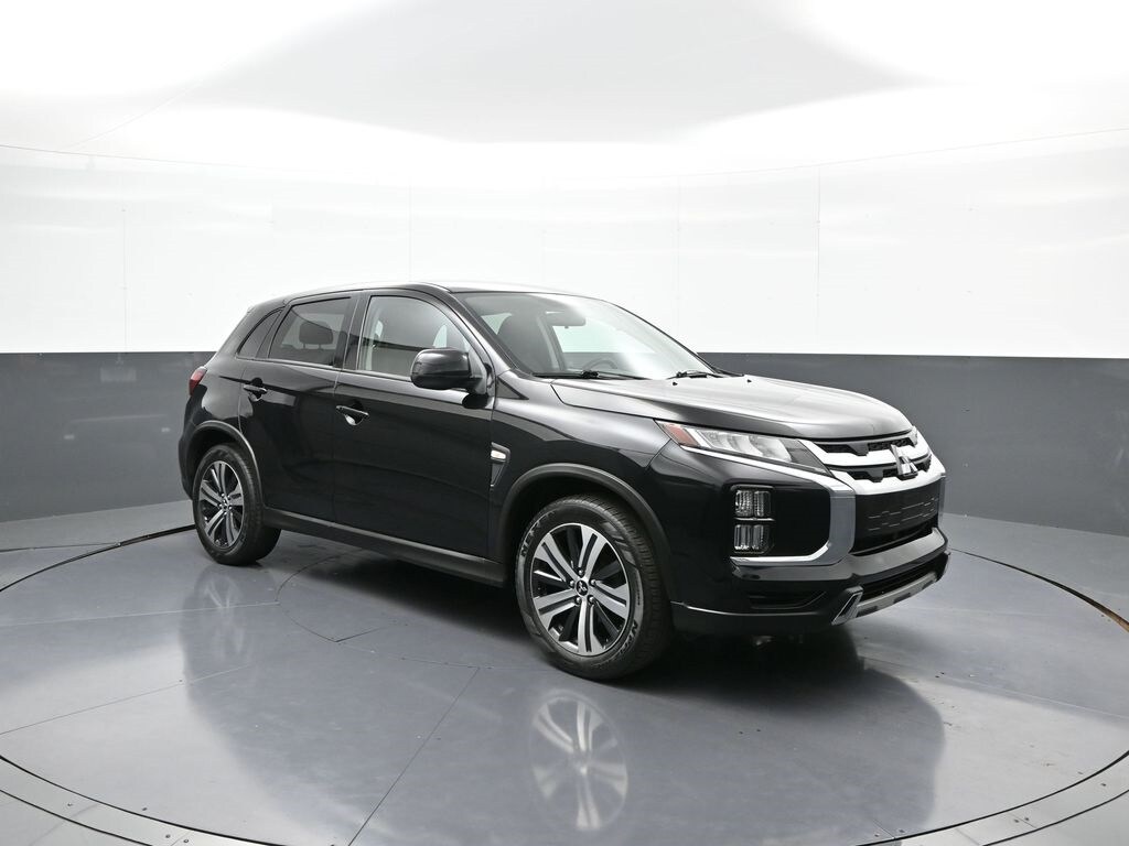 2020 Mitsubishi Outlander Sport ES photo 4