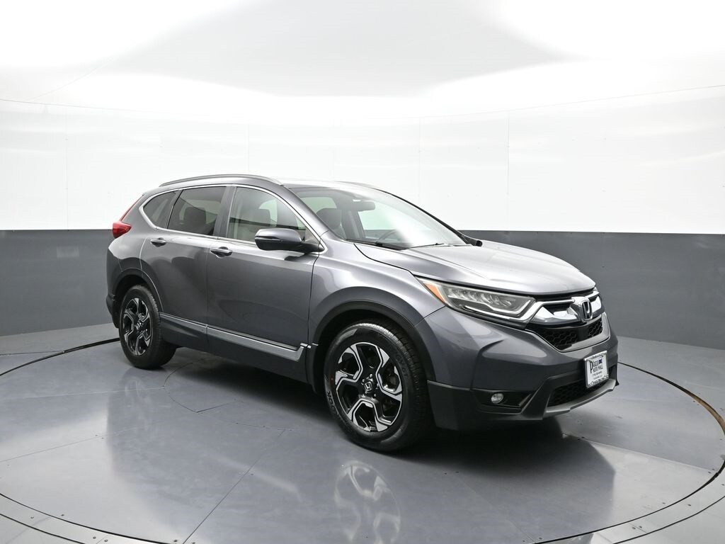 2017 Honda CR-V Touring photo 4