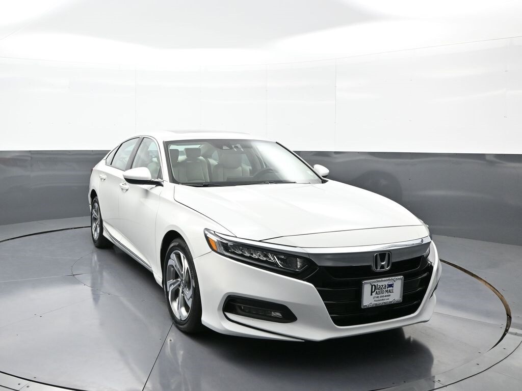 2019 Honda Accord EX photo 3