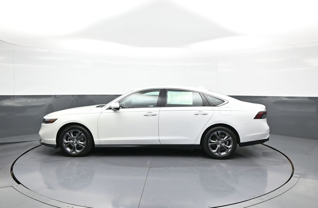 2023 Honda Accord EX - Photo 9