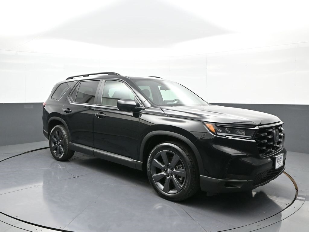 2023 Honda Pilot Sport photo 2
