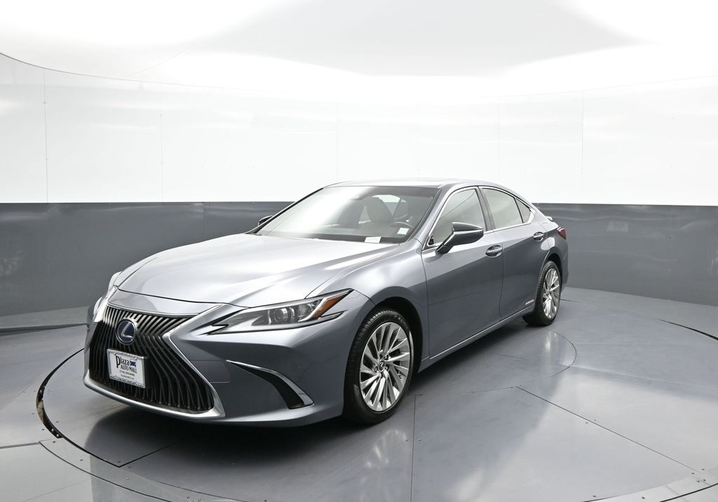 Used 2019 Lexus ES 300h Luxury Sedan