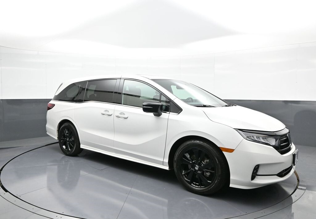 2023 Honda Odyssey Sport photo 4