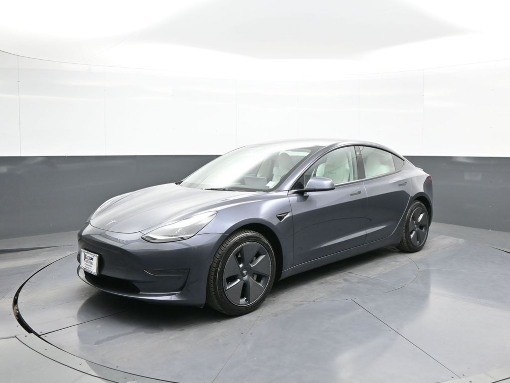 2023 Tesla Model 3 Base's photo