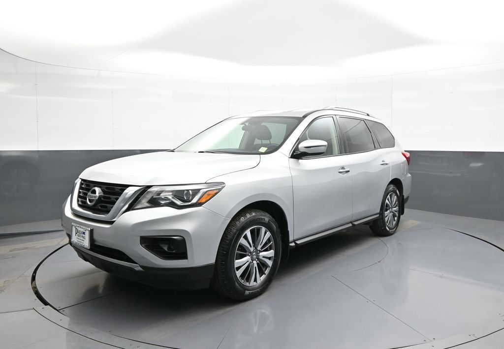 2019 Nissan Pathfinder S