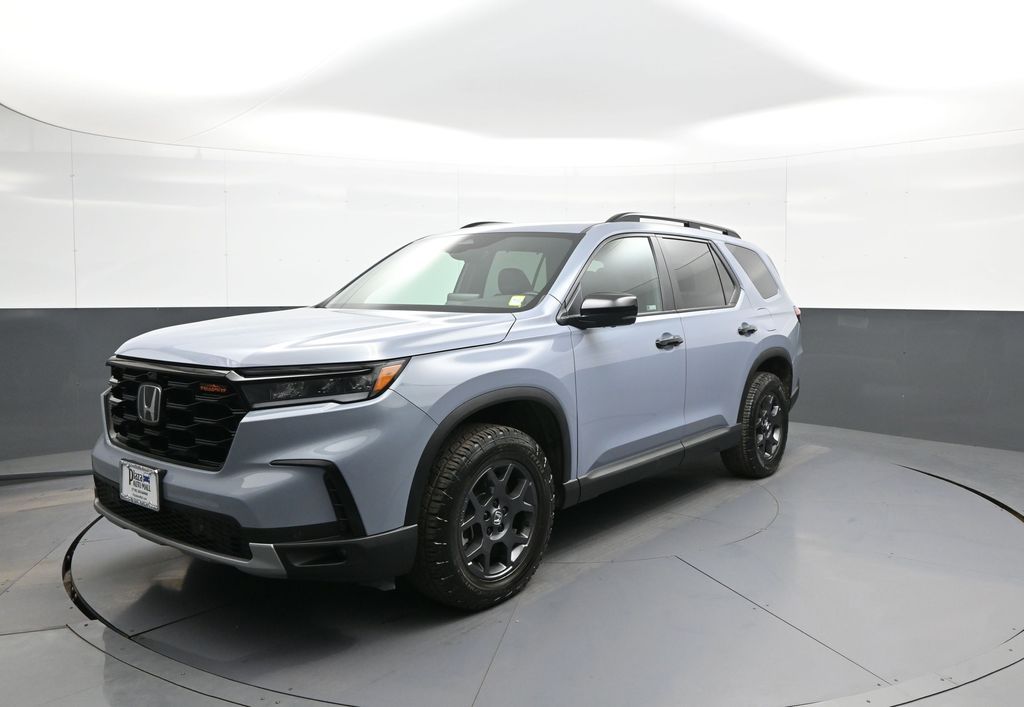 2024 Honda Pilot TrailSport AWD's photo