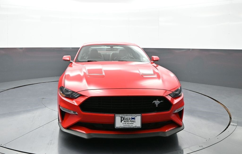 2019 Ford Mustang GT Premium photo 2