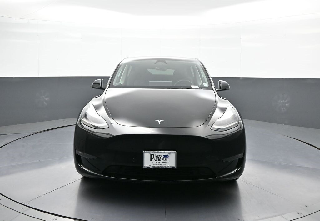 2023 Tesla Model Y Long Range photo 2