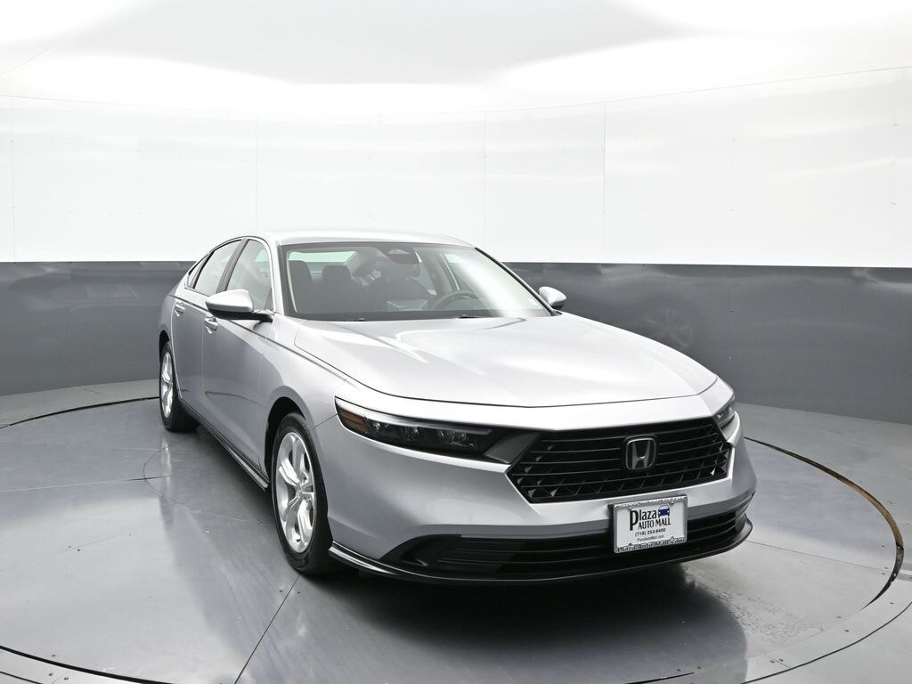 2024 Honda Accord LX photo 3