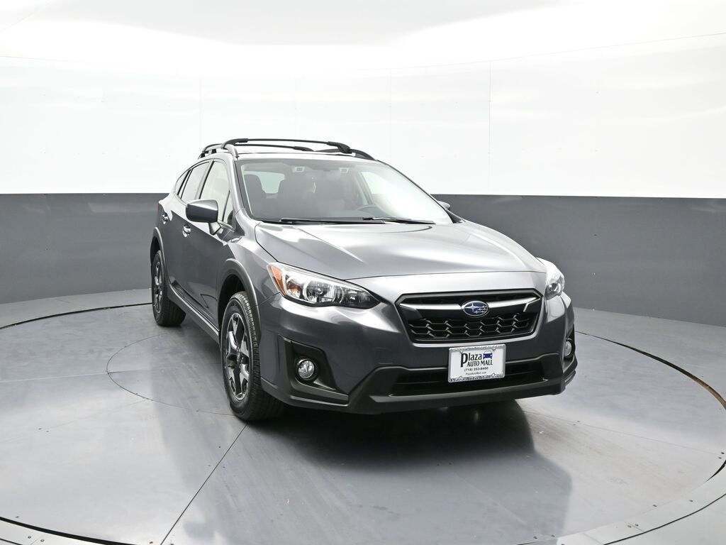 2020 Subaru Crosstrek Premium photo 2