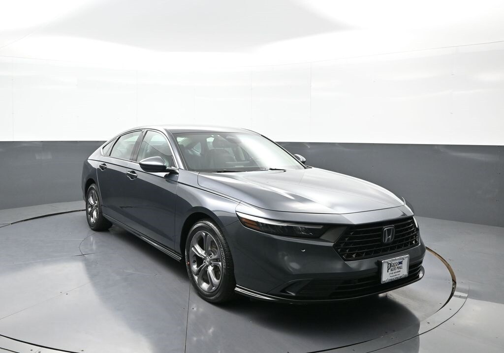 2023 Honda Accord Hybrid EX-L photo 2