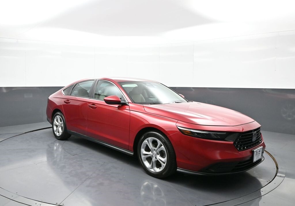 2023 Honda Accord LX photo 4