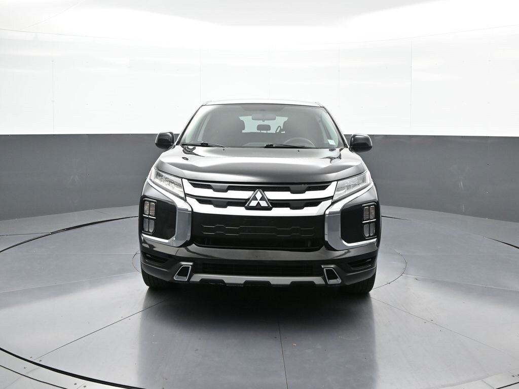 2020 Mitsubishi Outlander Sport ES photo 2