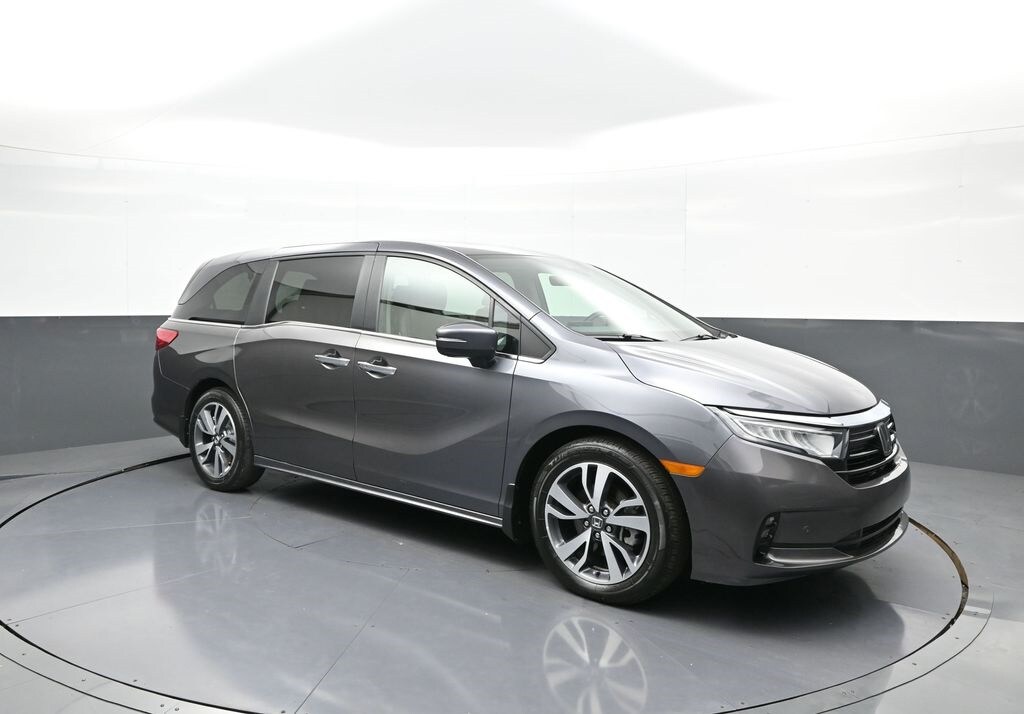 2022 Honda Odyssey Touring photo 4