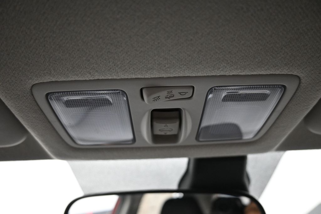 2023 Hyundai Venue SEL - Photo 17