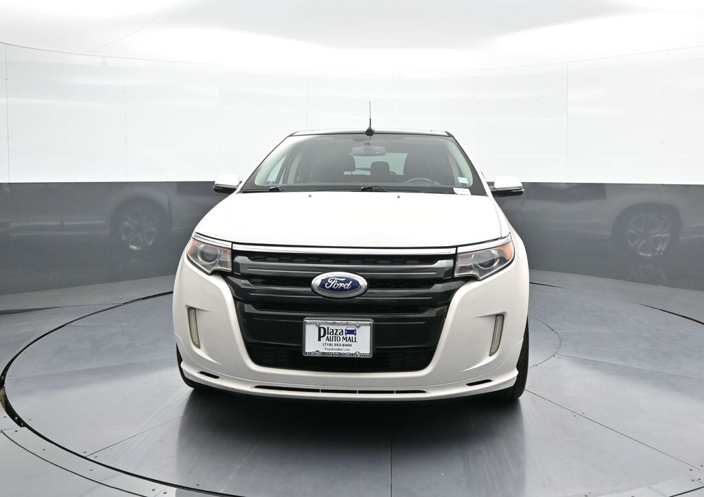 2013 Ford Edge Sport photo 2