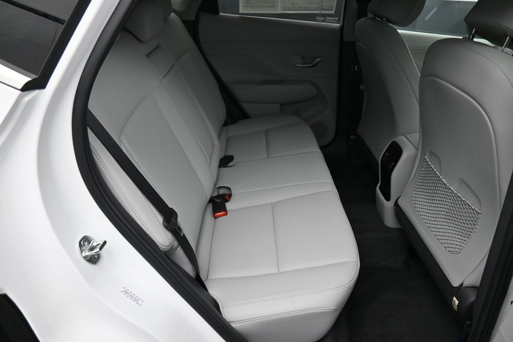 2024 Hyundai Kona Limited - Photo 25