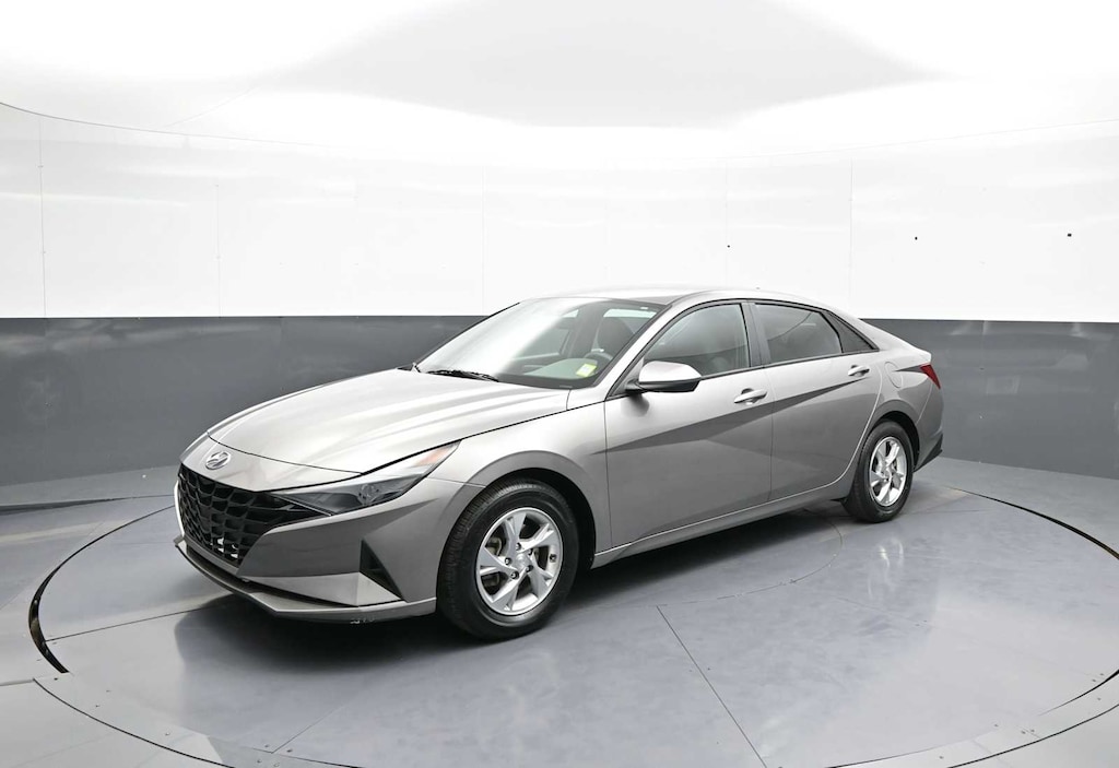 Certified 2023 Hyundai Elantra SE IVT