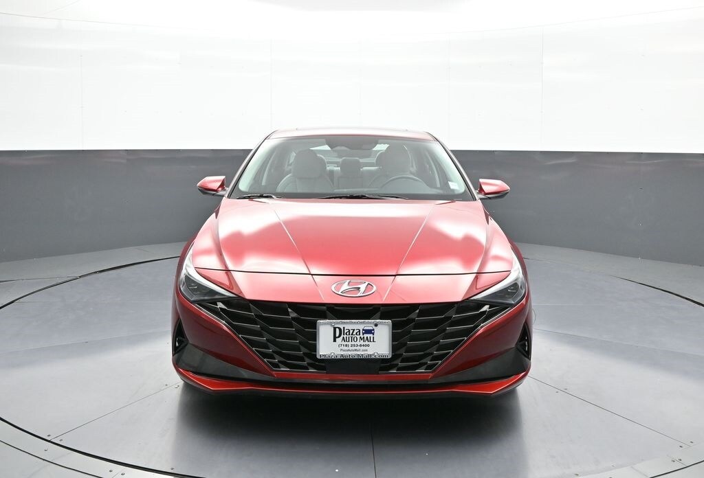 2023 Hyundai Elantra Hybrid Limited photo 2