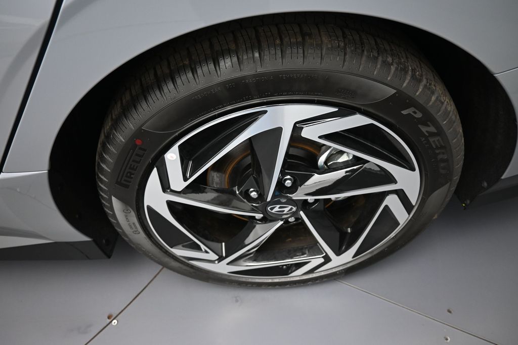 2026 Hyundai Sonata SEL - Photo 15