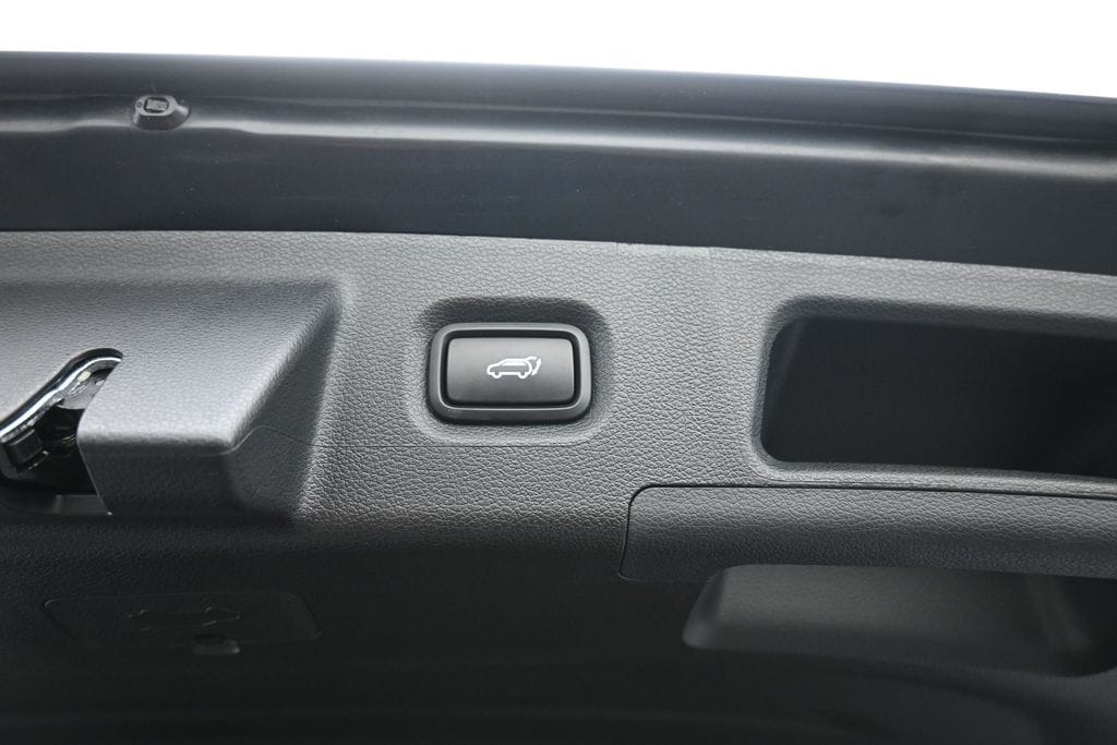 2023 Hyundai Santa Fe Limited - Photo 25