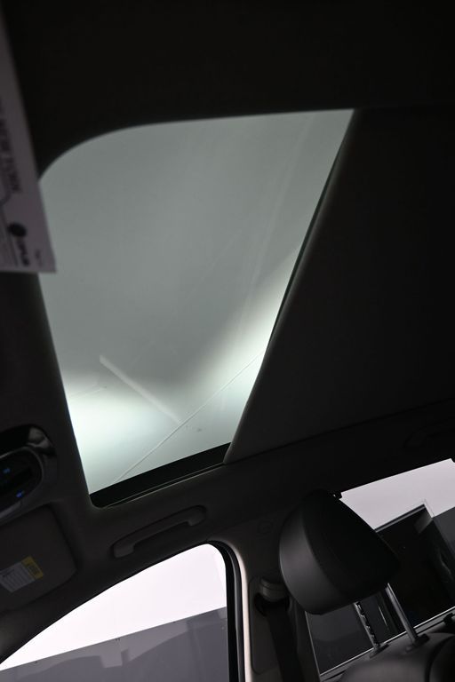 2023 Hyundai Santa Fe Limited - Photo 19