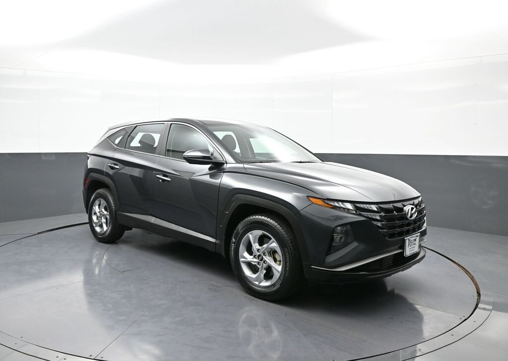 2022 Hyundai Tucson SE photo 2