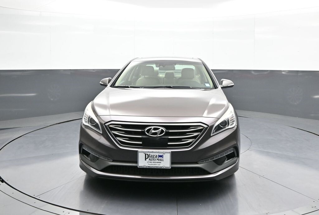 2017 Hyundai Sonata Limited photo 2